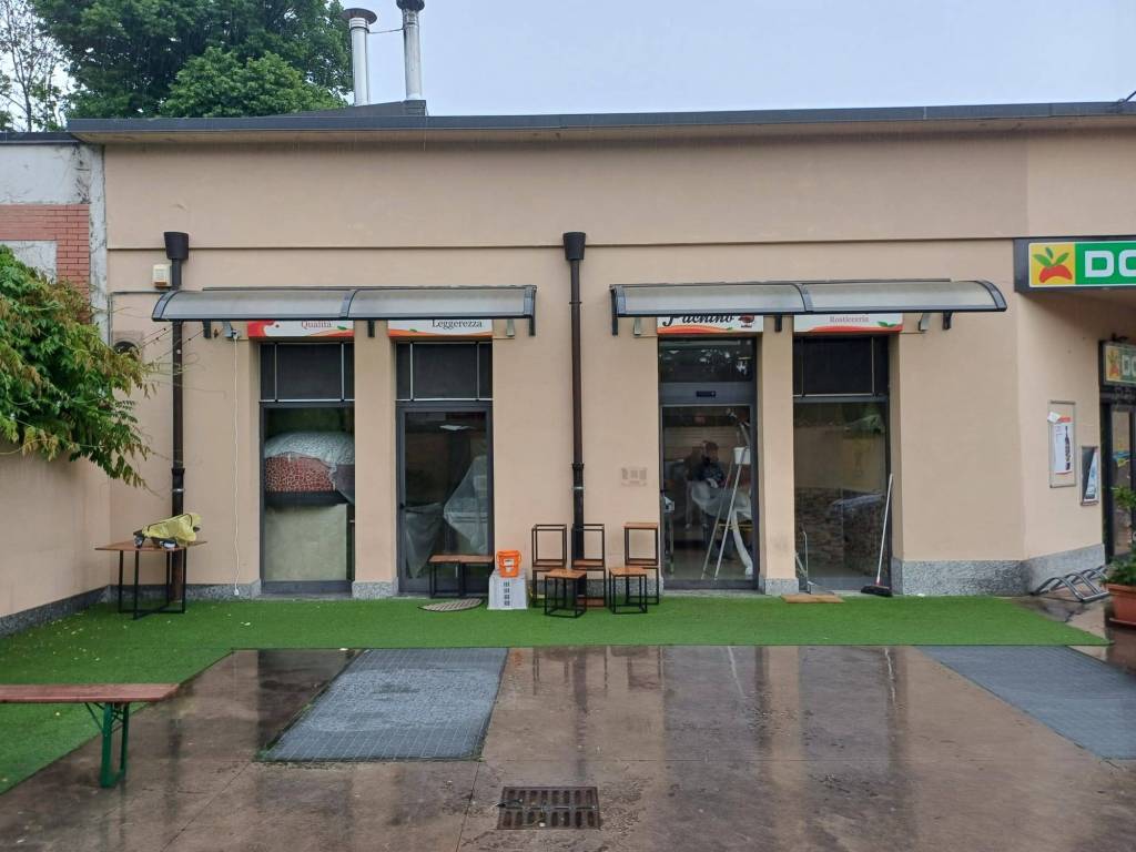 negozio in vendita a Cambiago