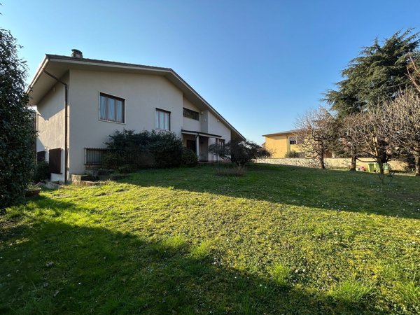casa indipendente in vendita a Cambiago