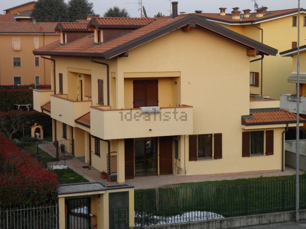 appartamento in vendita a Cambiago
