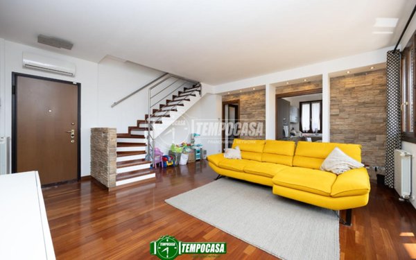 appartamento in vendita a Cambiago