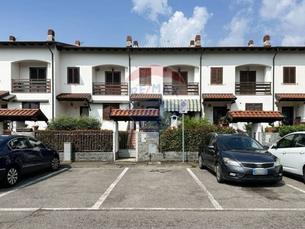 casa indipendente in vendita a Cambiago