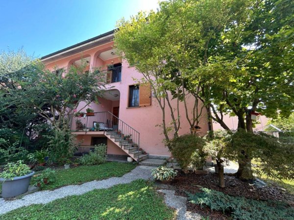 casa indipendente in vendita a Cambiago