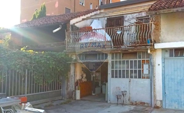 locale di sgombero in vendita a Cambiago