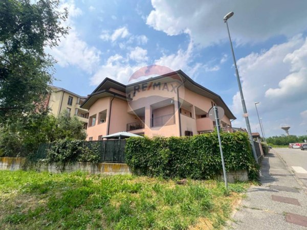 appartamento in vendita a Cambiago