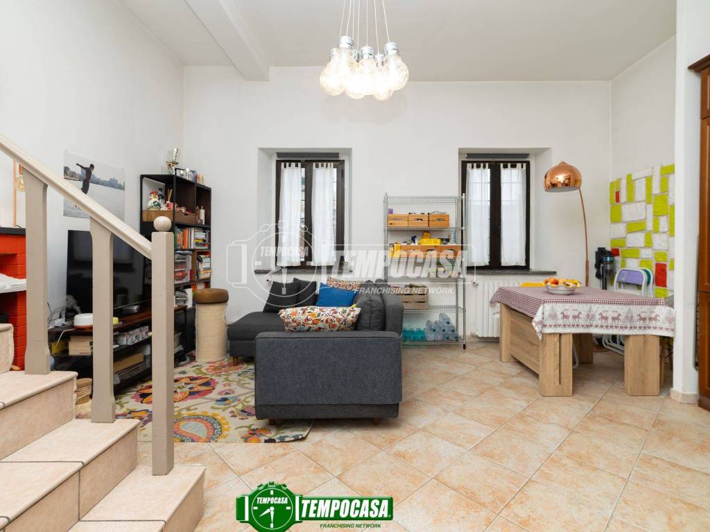 appartamento in vendita a Cambiago