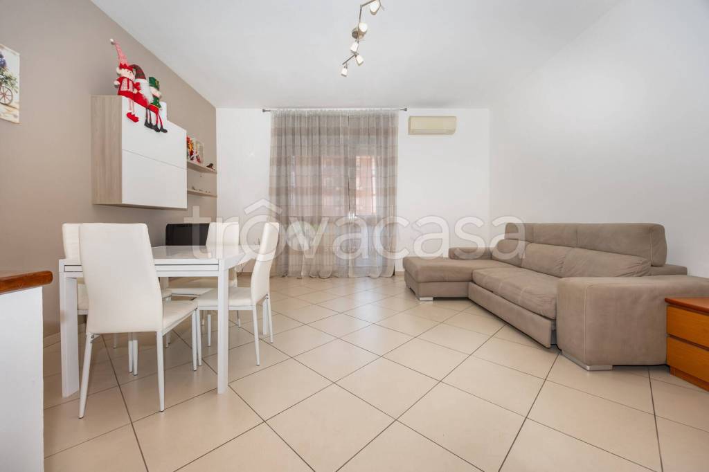 appartamento in vendita a Cambiago