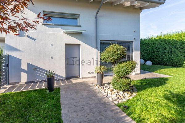 casa indipendente in vendita a Cambiago