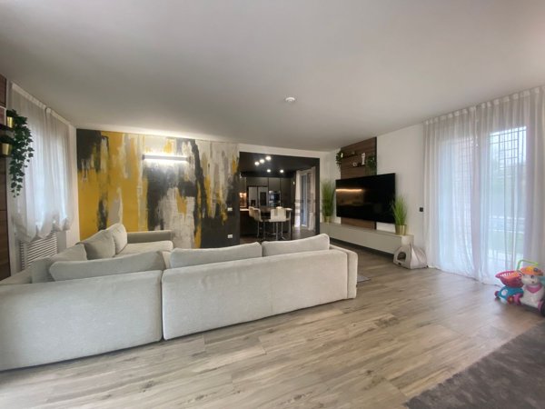 casa indipendente in vendita a Cambiago