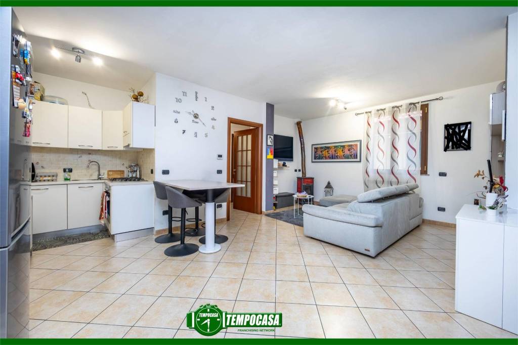 appartamento in vendita a Cambiago