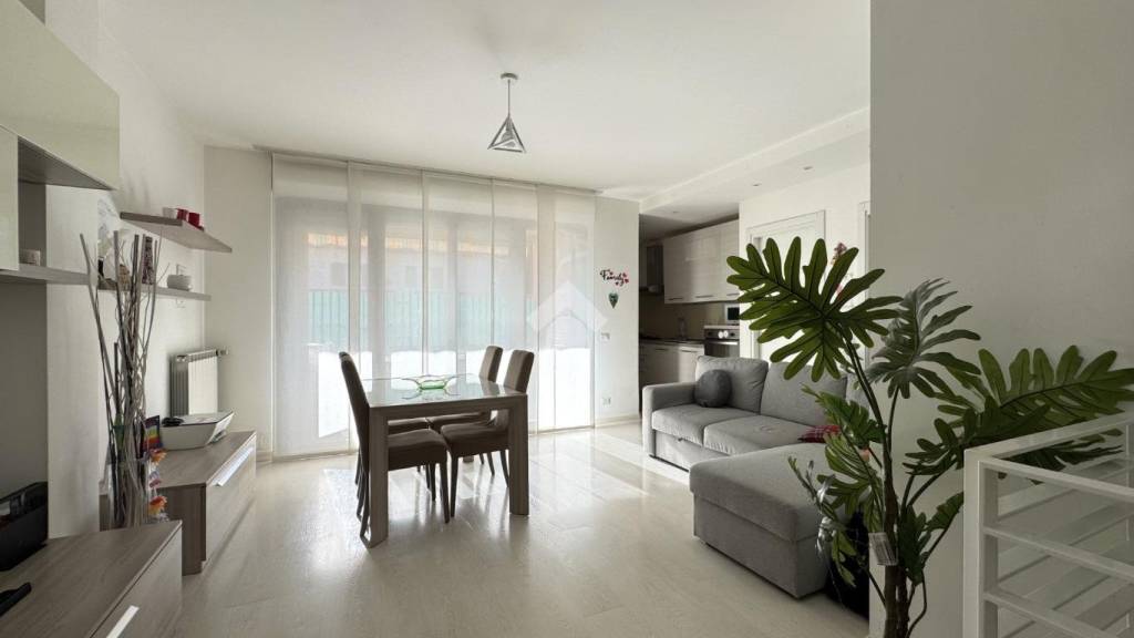 appartamento in vendita a Cambiago