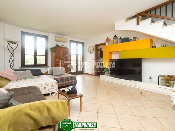 appartamento in vendita a Cambiago