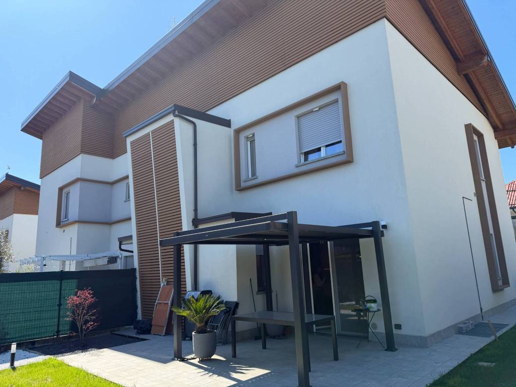 appartamento in vendita a Cambiago