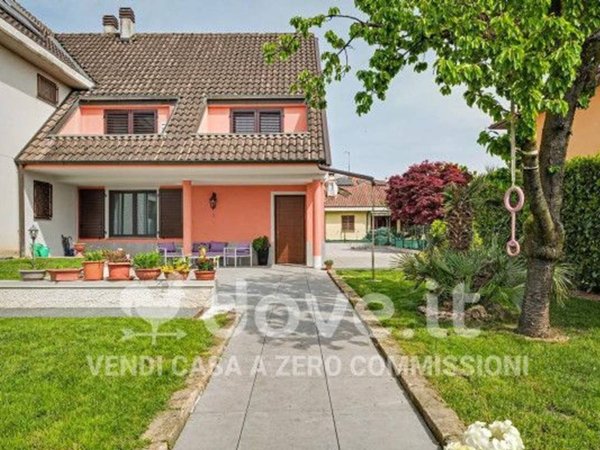 casa indipendente in vendita a Cambiago