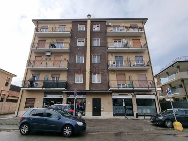 appartamento in vendita a Cambiago