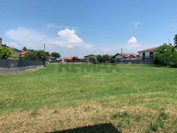 terreno agricolo in vendita a Cambiago