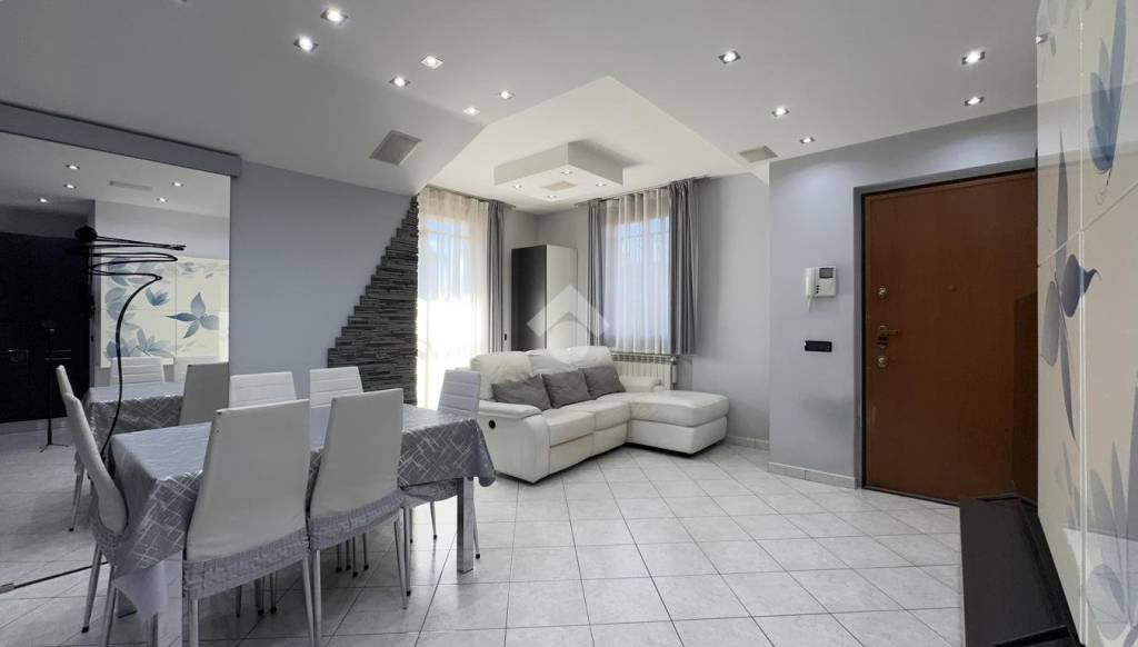 appartamento in vendita a Cambiago