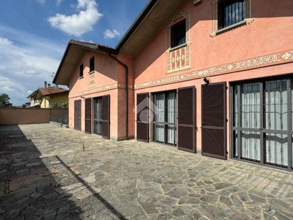 casa indipendente in vendita a Cambiago
