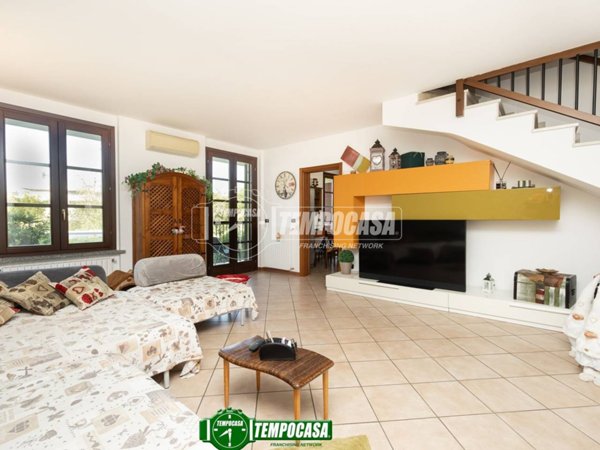 appartamento in vendita a Cambiago