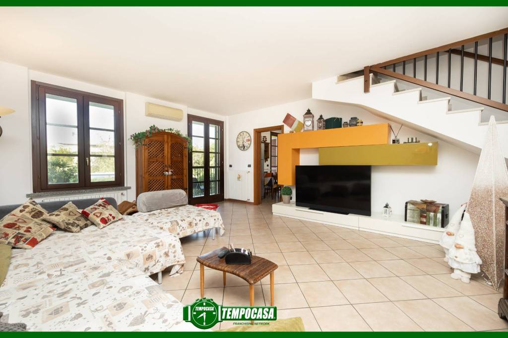 appartamento in vendita a Cambiago