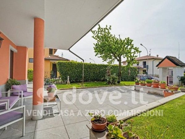 casa indipendente in vendita a Cambiago