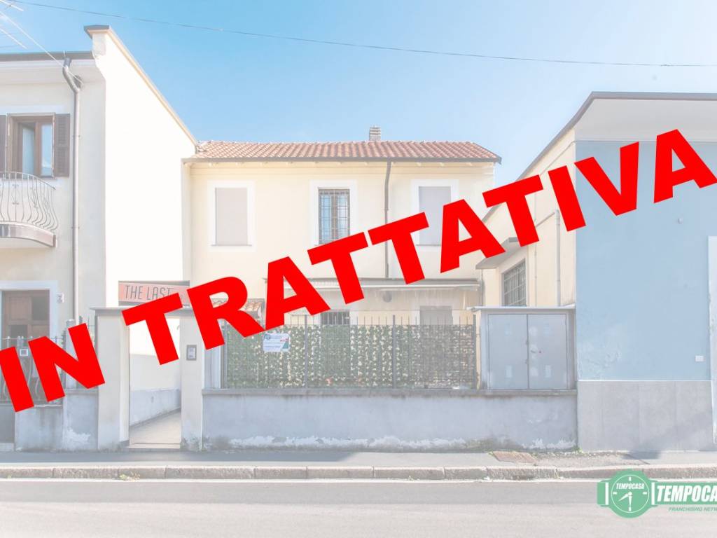 negozio in vendita a Canegrate