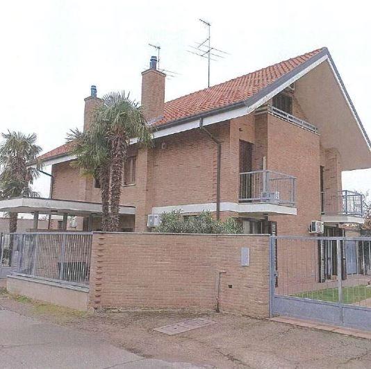 casa indipendente in vendita a Canegrate