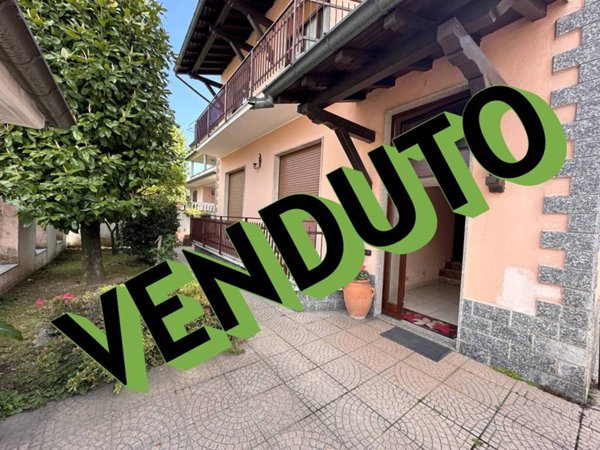 casa indipendente in vendita a Canegrate