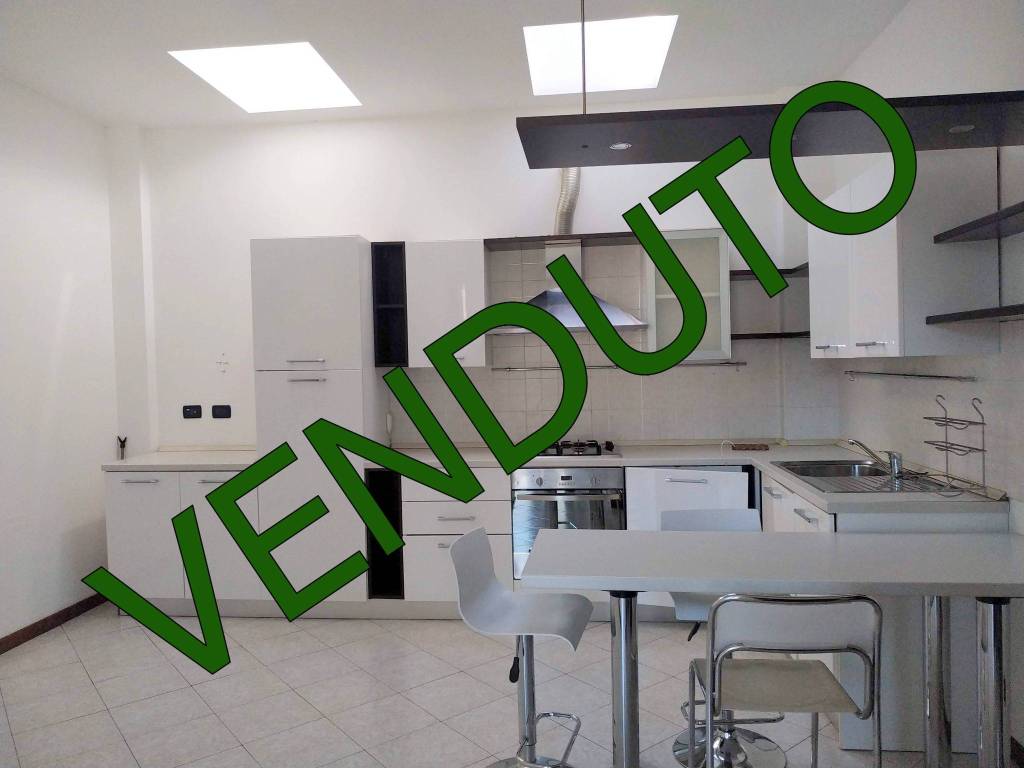 appartamento in vendita a Canegrate