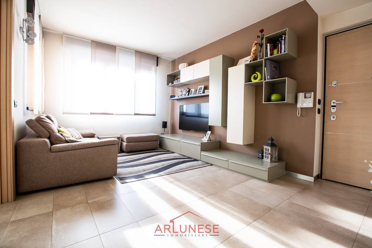 appartamento in vendita a Canegrate