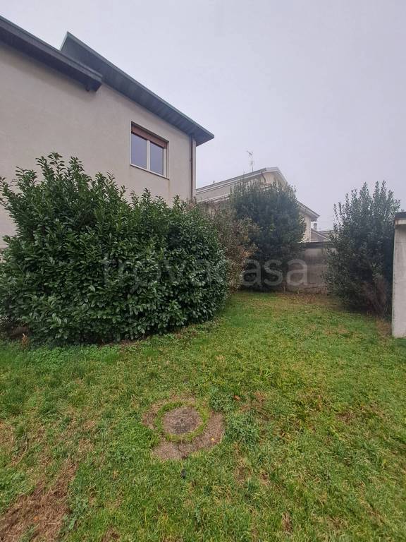 appartamento in vendita a Canegrate
