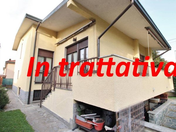 casa indipendente in vendita a Canegrate