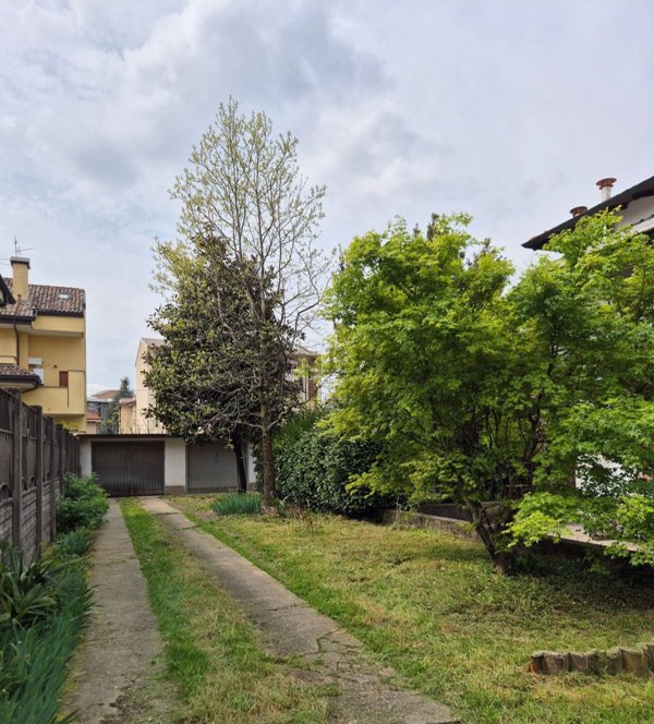 appartamento in vendita a Canegrate