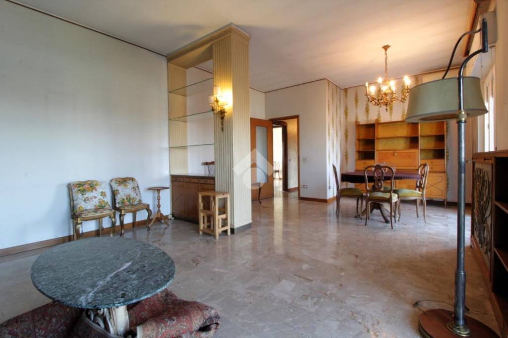 appartamento in vendita a Canegrate