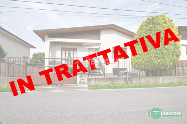 casa indipendente in vendita a Canegrate