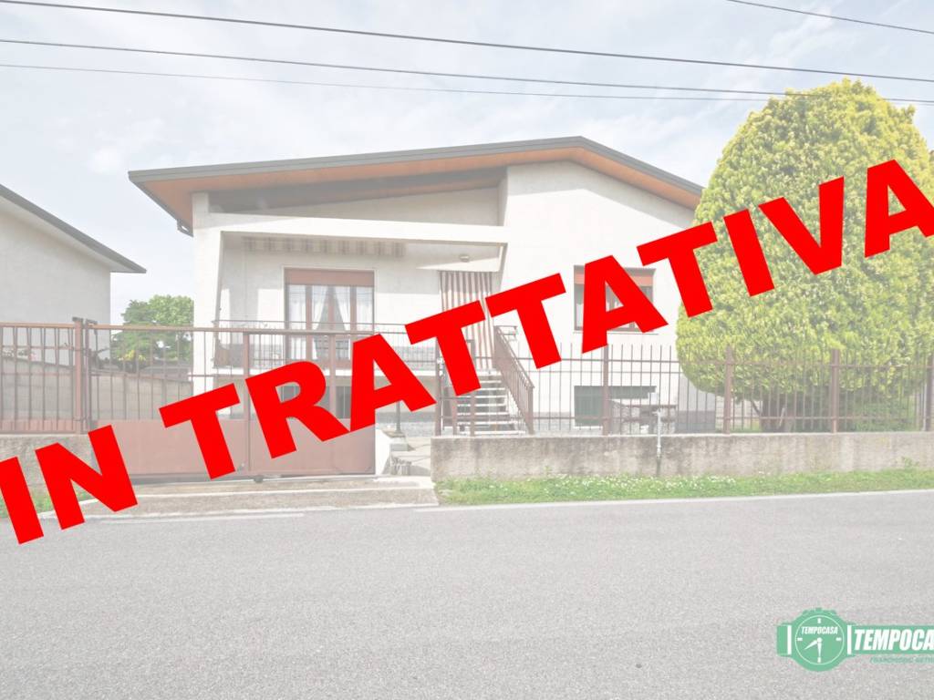 casa indipendente in vendita a Canegrate