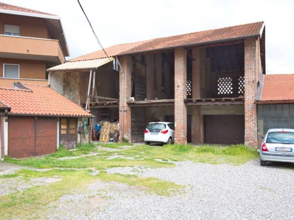 casa indipendente in vendita a Canegrate