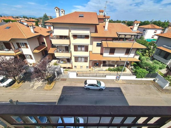 appartamento in vendita a Canegrate