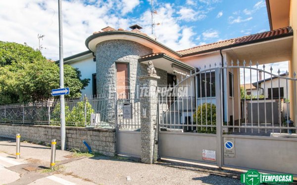 casa indipendente in vendita a Canegrate