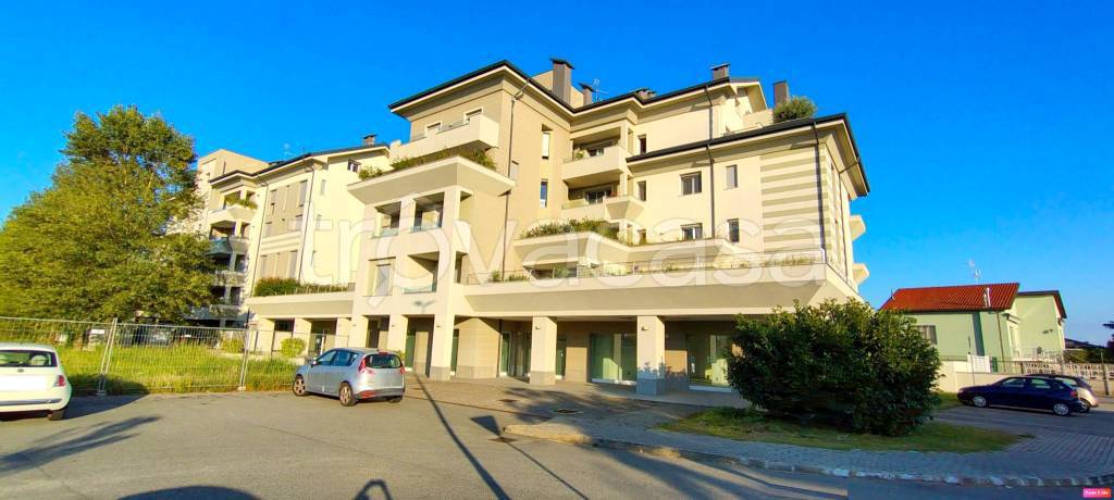 appartamento in vendita a Canegrate