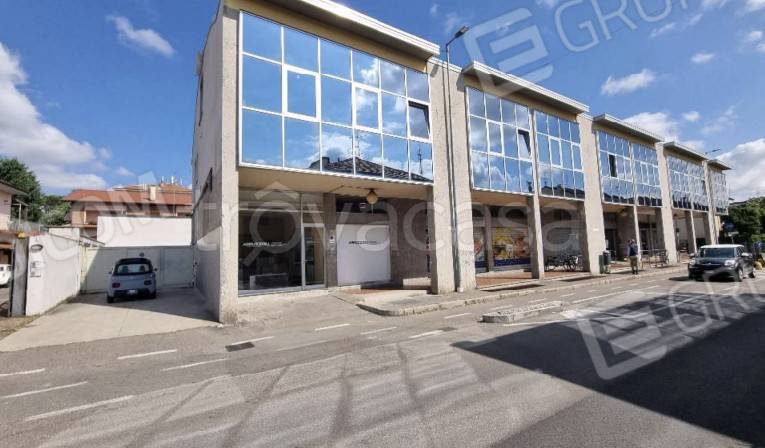 negozio in vendita a Canegrate
