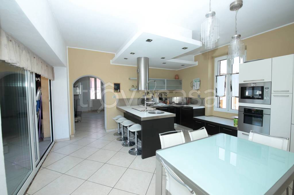 appartamento in vendita a Canegrate