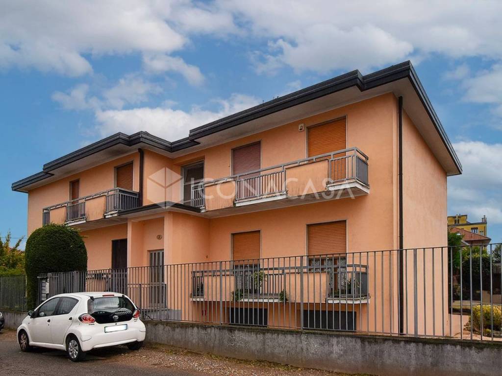 appartamento in vendita a Canegrate