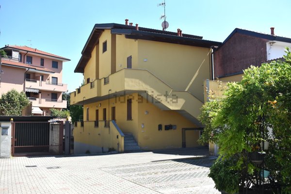 appartamento in vendita a Canegrate