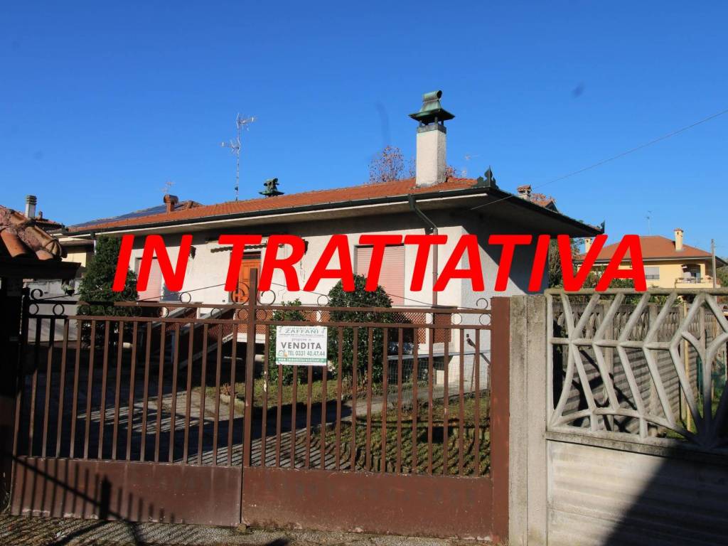 casa indipendente in vendita a Canegrate