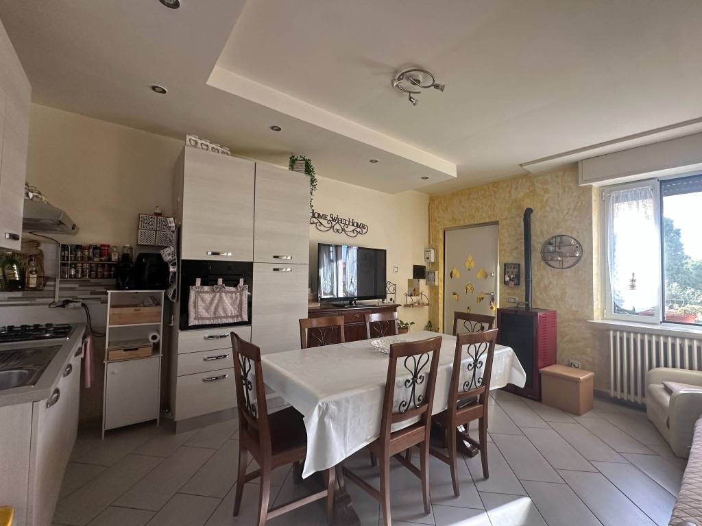 appartamento in vendita a Canegrate