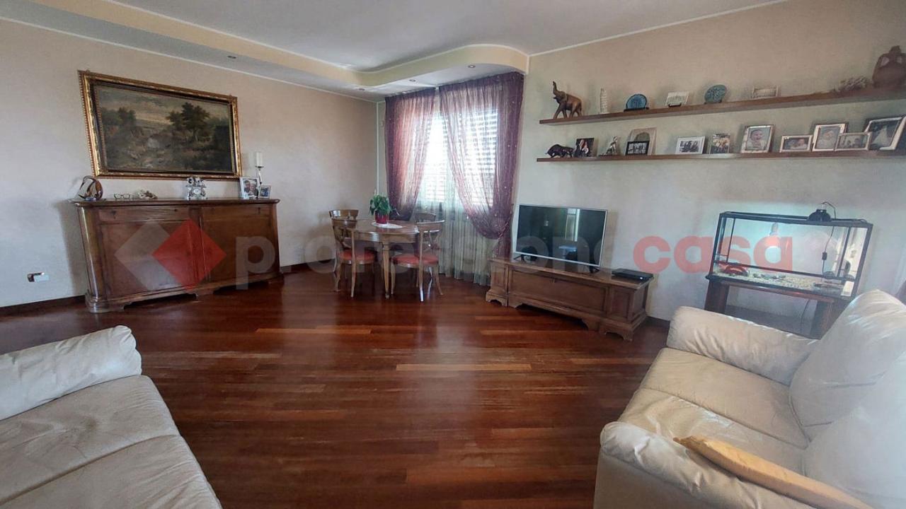 casa indipendente in vendita a Canegrate