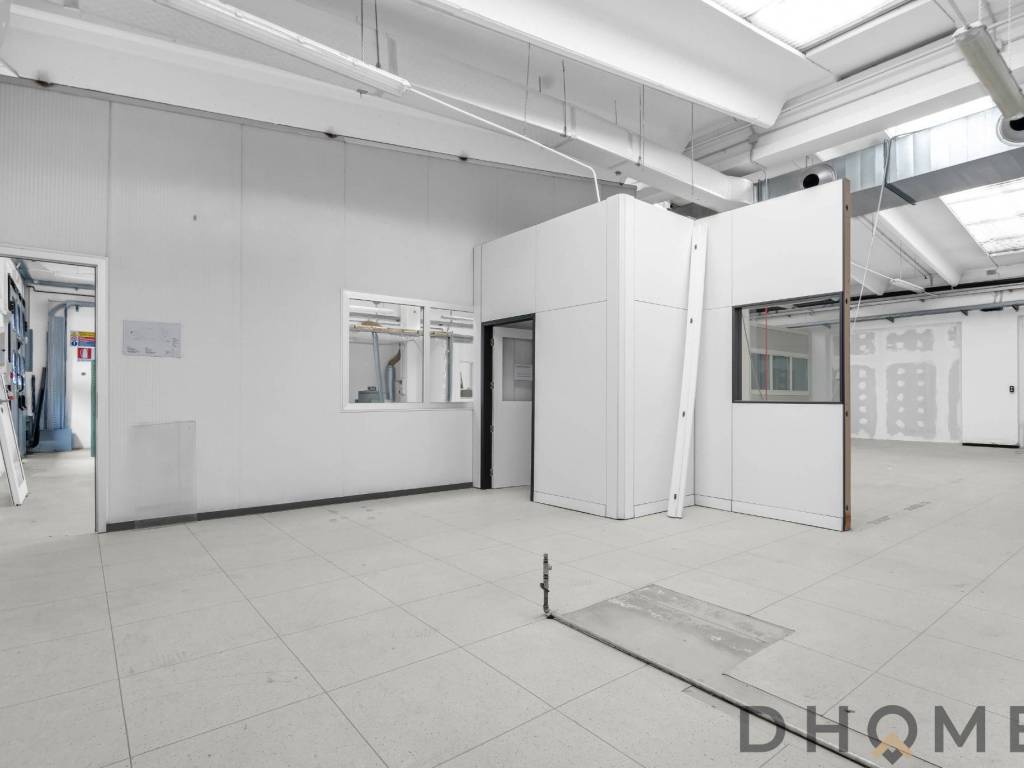 locale commerciale in vendita a Canegrate