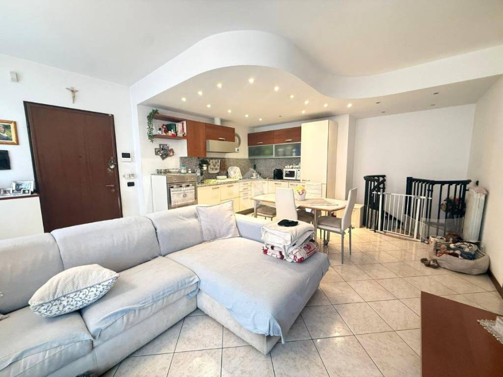 appartamento in vendita a Canegrate