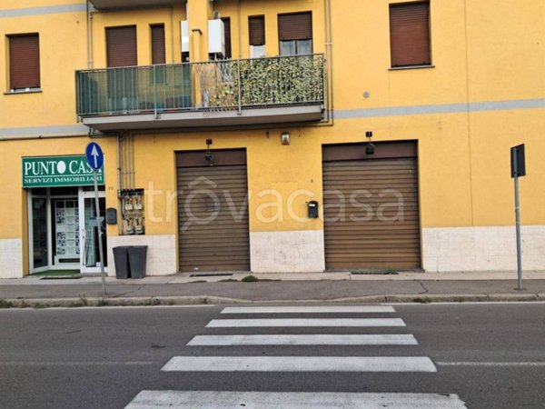 negozio in vendita a Canegrate