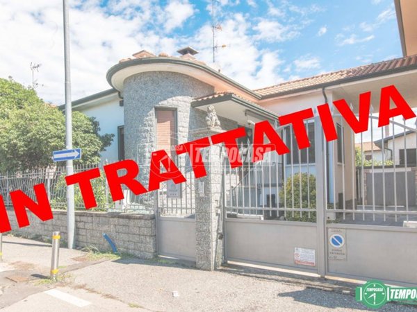 casa indipendente in vendita a Canegrate